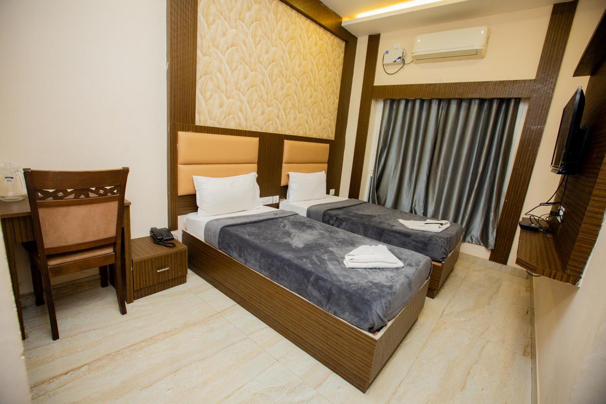 The Park Avenue Hotel - Business Class Hotel Near Central Railway Station Chennai Periyamet Exterior foto
