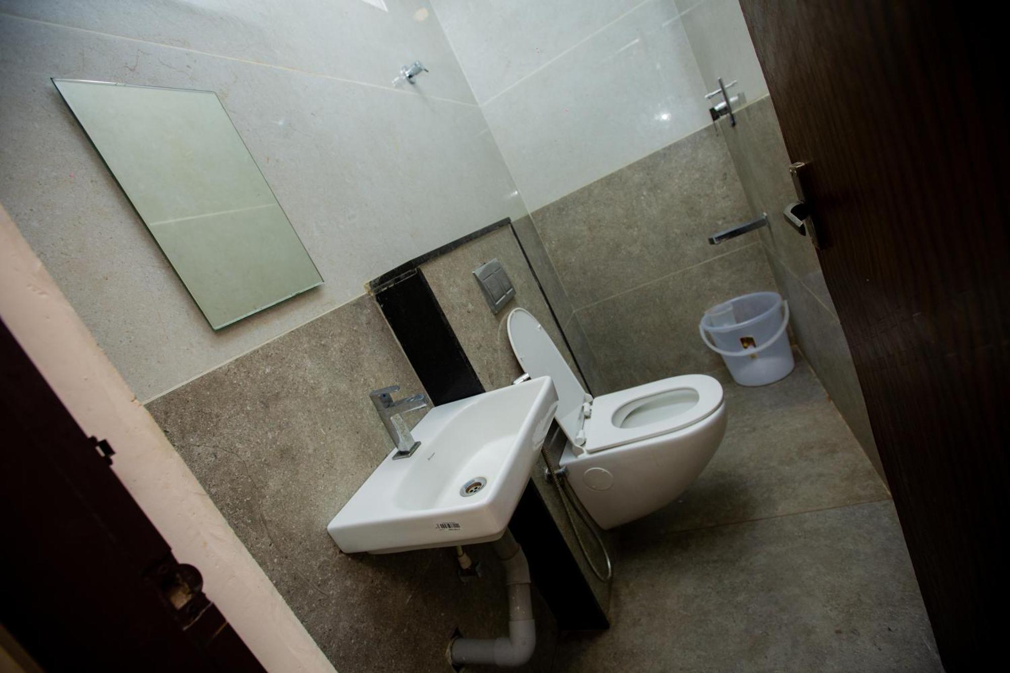 The Park Avenue Hotel - Business Class Hotel Near Central Railway Station Chennai Periyamet Exterior foto